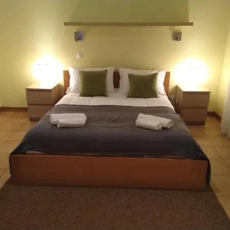 Casa Da D'el Rey Amoreira (Leiria)